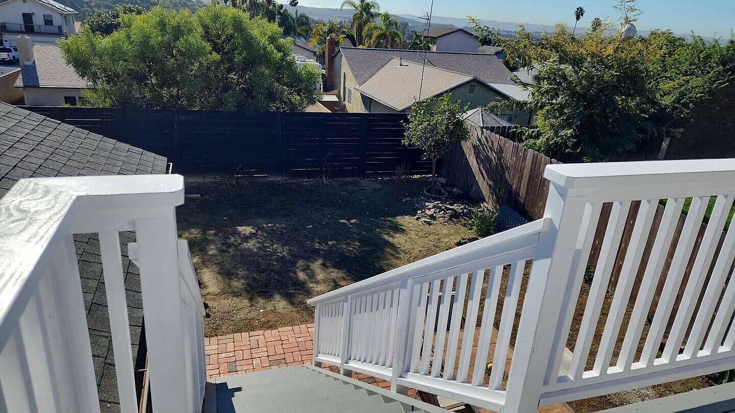590 Juniper St photo 5