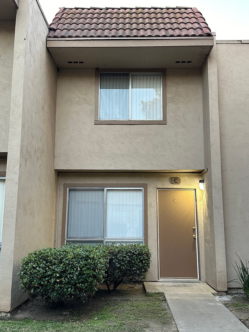 3576 Del Sol Blvd photo 2