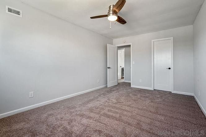 1136 East Ln photo 4