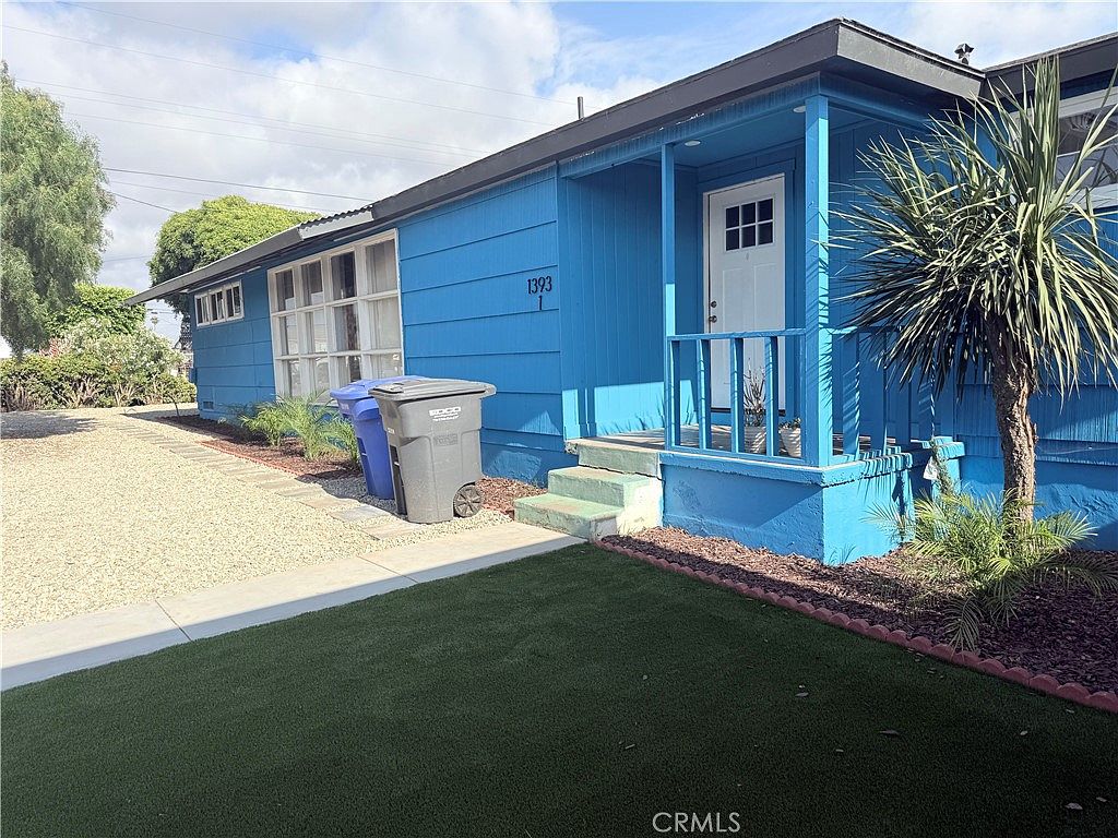 1393 Fern Ave photo 2