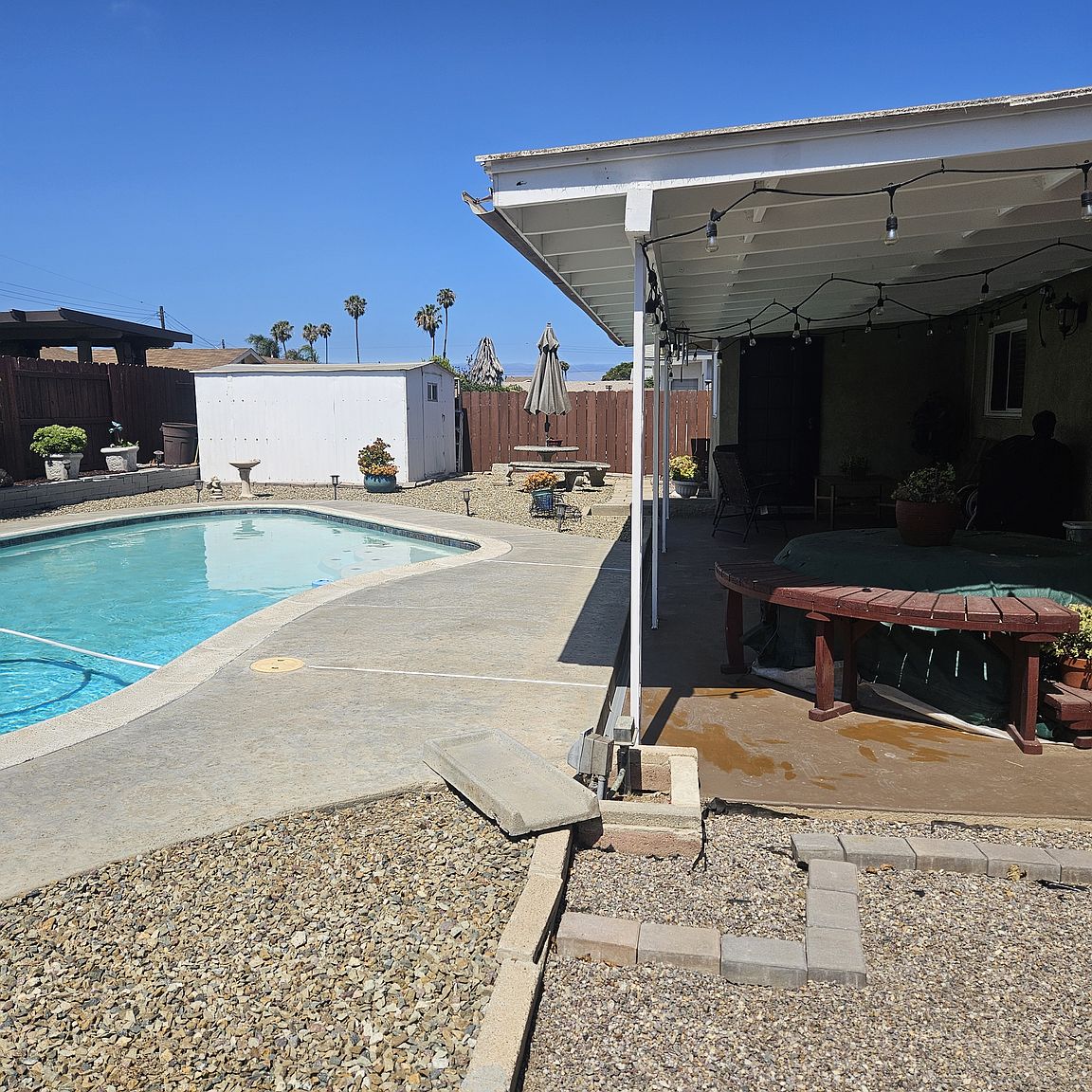 1775 Ionian St photo 4