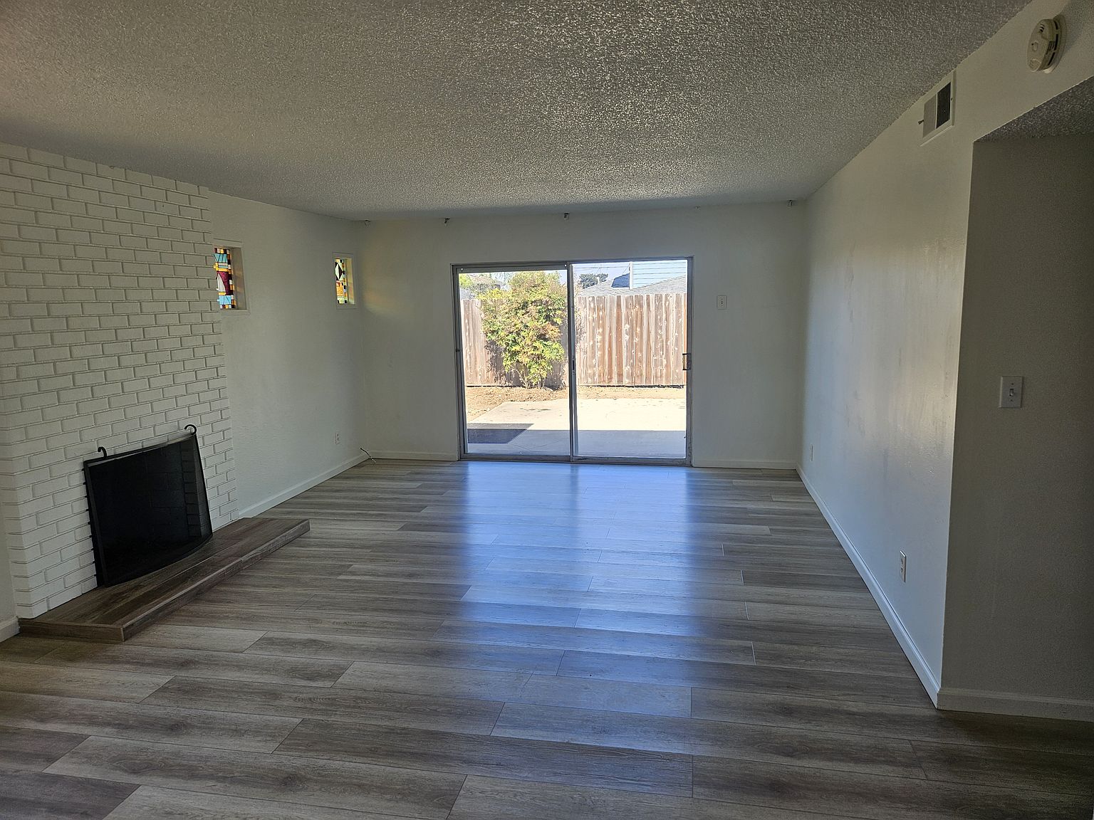 5968 Scripps St photo 3