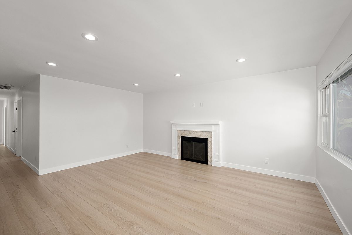 4211 Appleton St photo 5