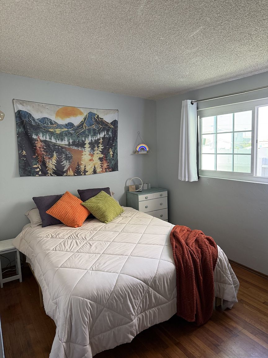 4995 Dubois Dr photo 5