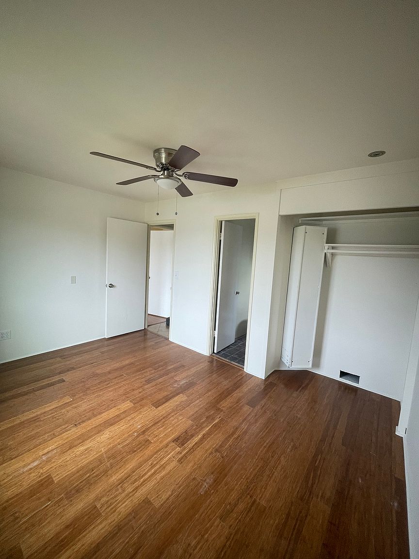 3722 Conrad Ave photo 2