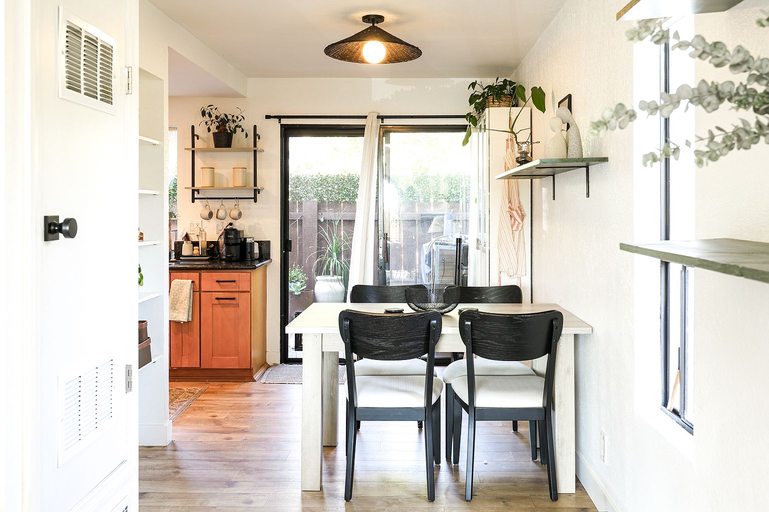 3615 Monair Dr photo 5