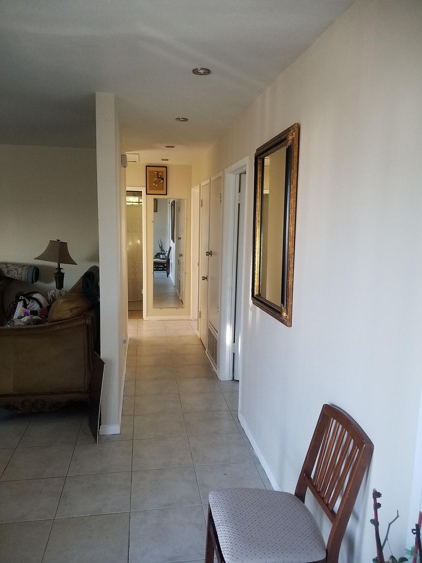 2244 Finch Ln photo 3