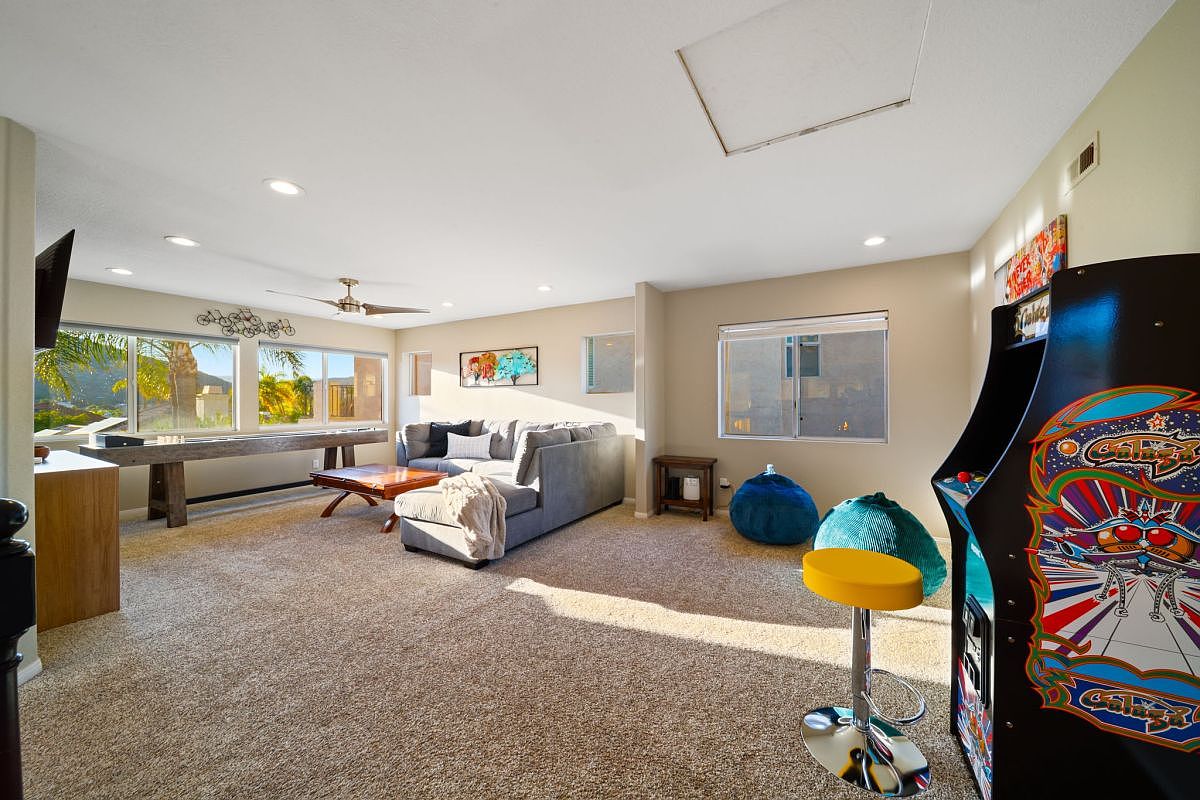 18106 Chieftain Ct photo 3