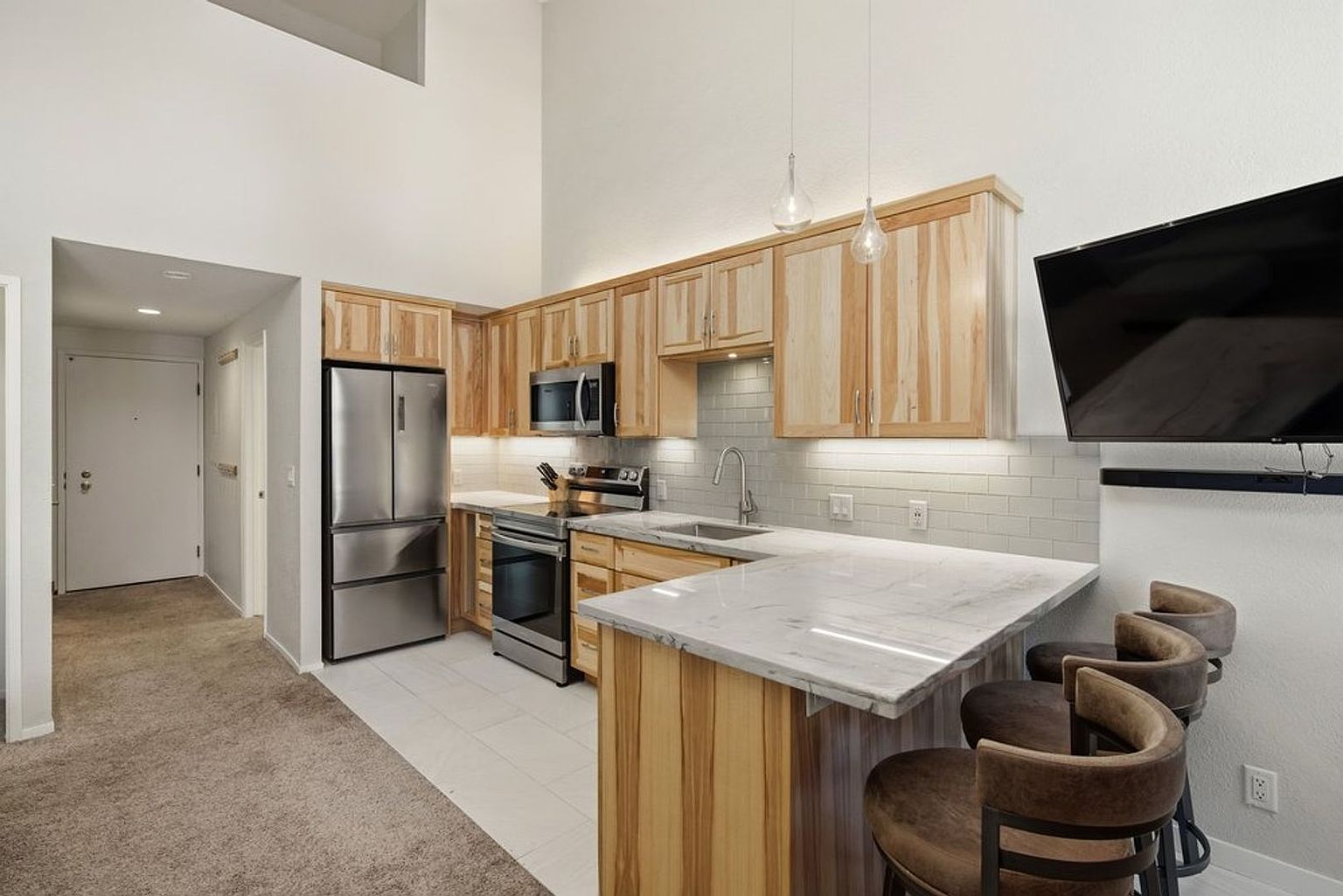 1300 Regency Way photo 2