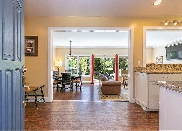 574 Midiron Ave photo 5