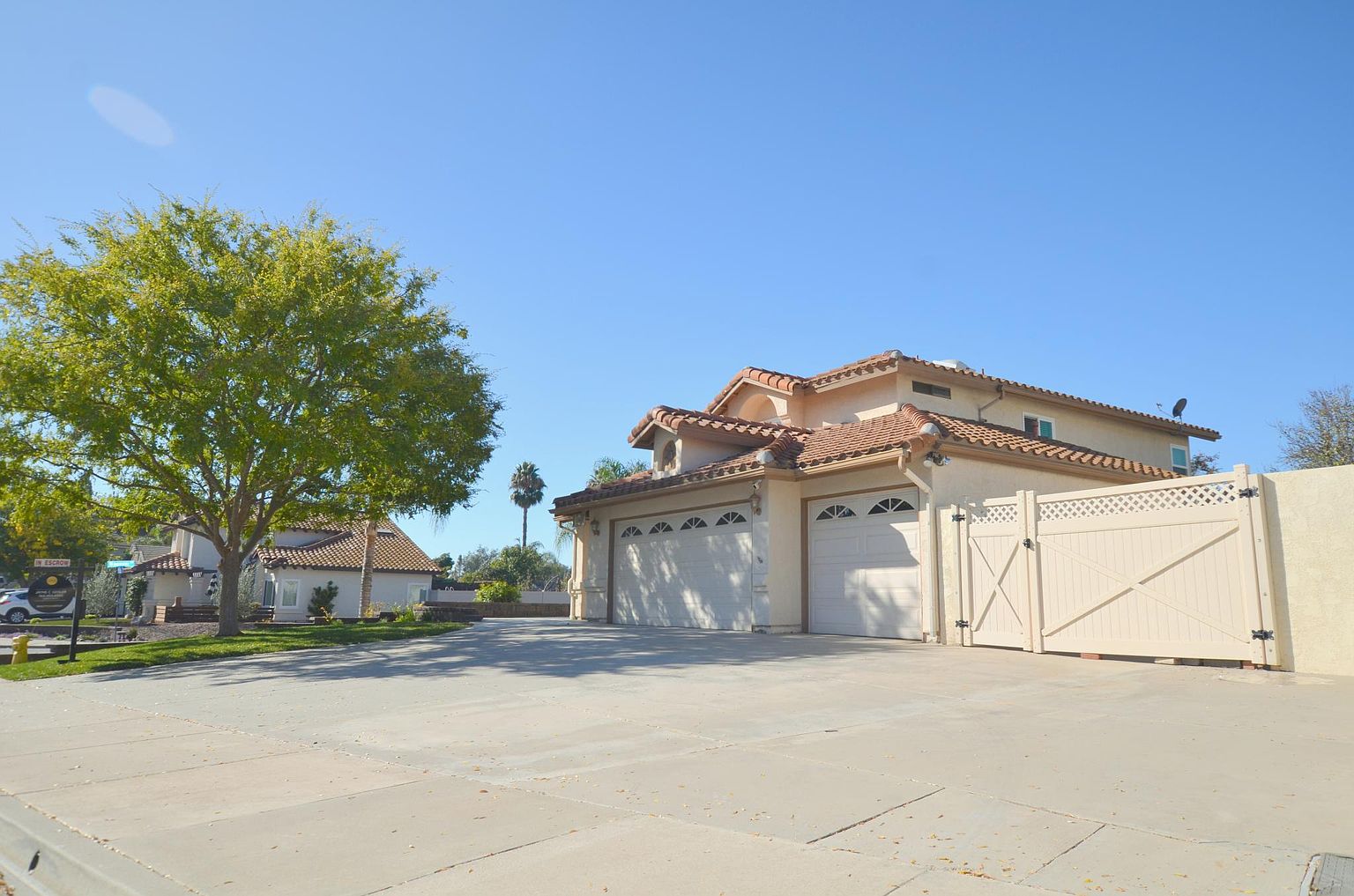 25487 Marvin Gardens Way photo 4