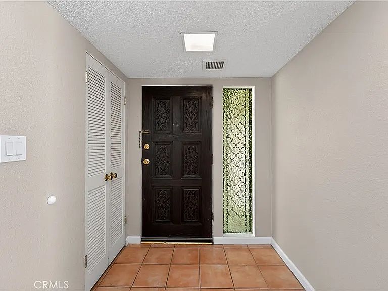29266 Via Frontera Rd photo 3