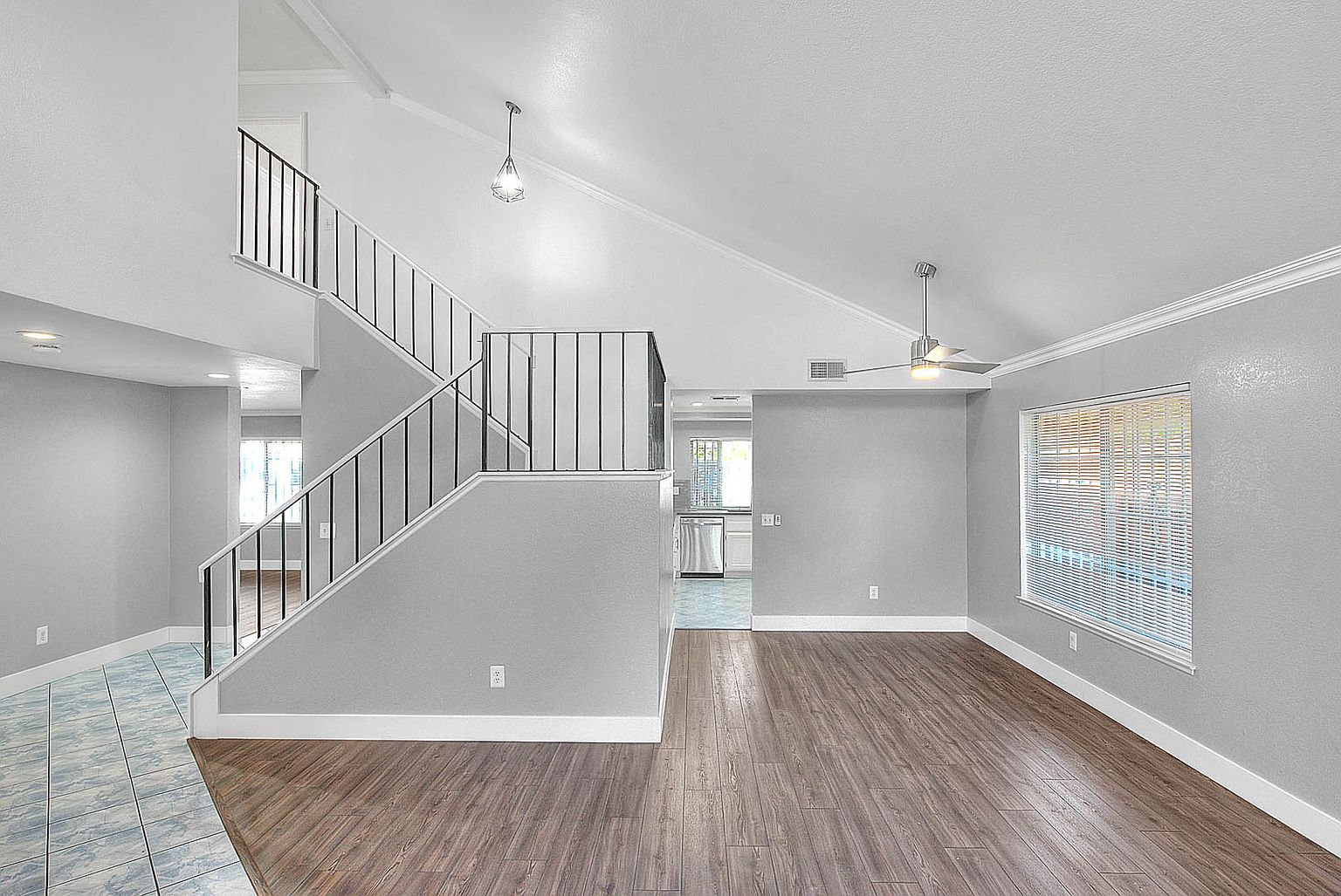 30279 Silver Ridge Ct photo 4