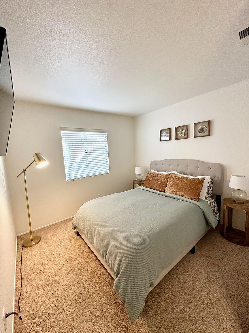 23931 Constantine Dr photo 5