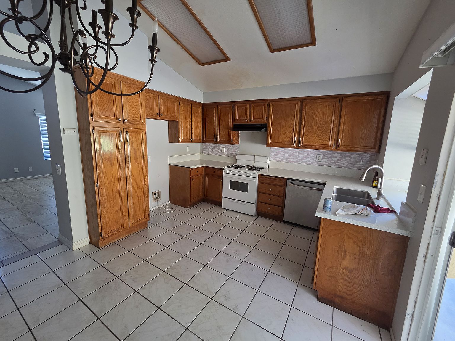 23714 Sierra Oak Dr photo 4