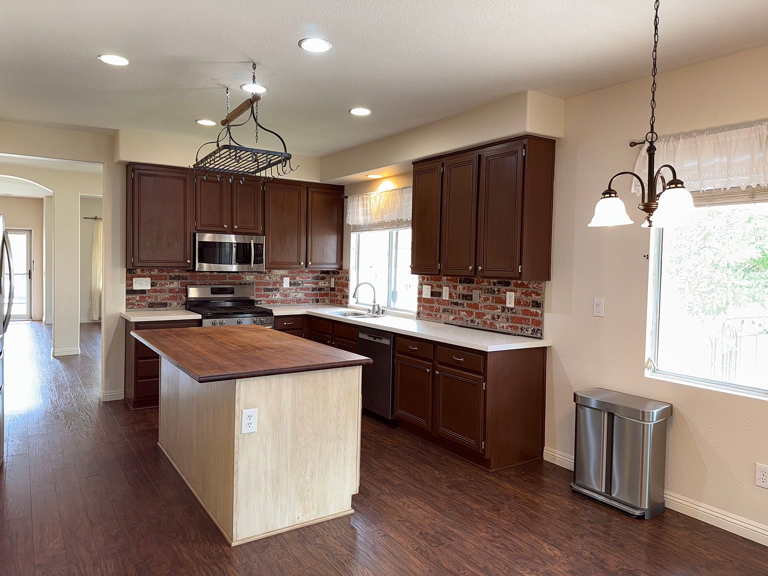 31081 Bunker Dr photo 2