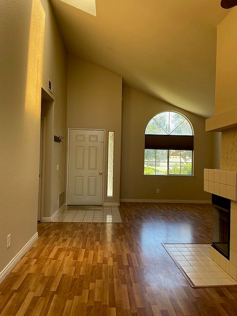 31082 Calle Aragon photo 2
