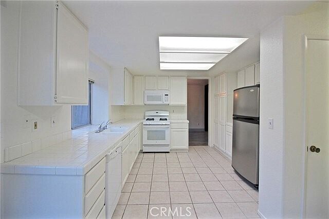 37806 Spyglass Cir photo 5