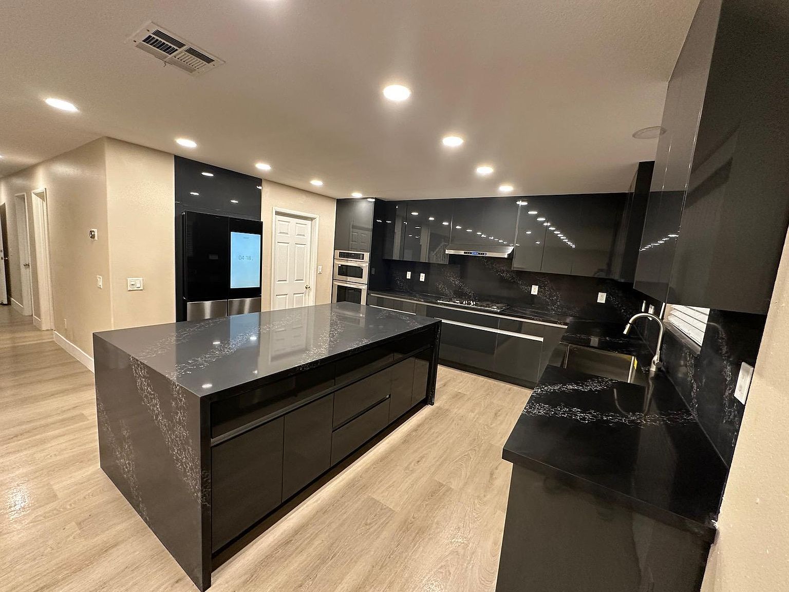 32654 Via Perales photo 3