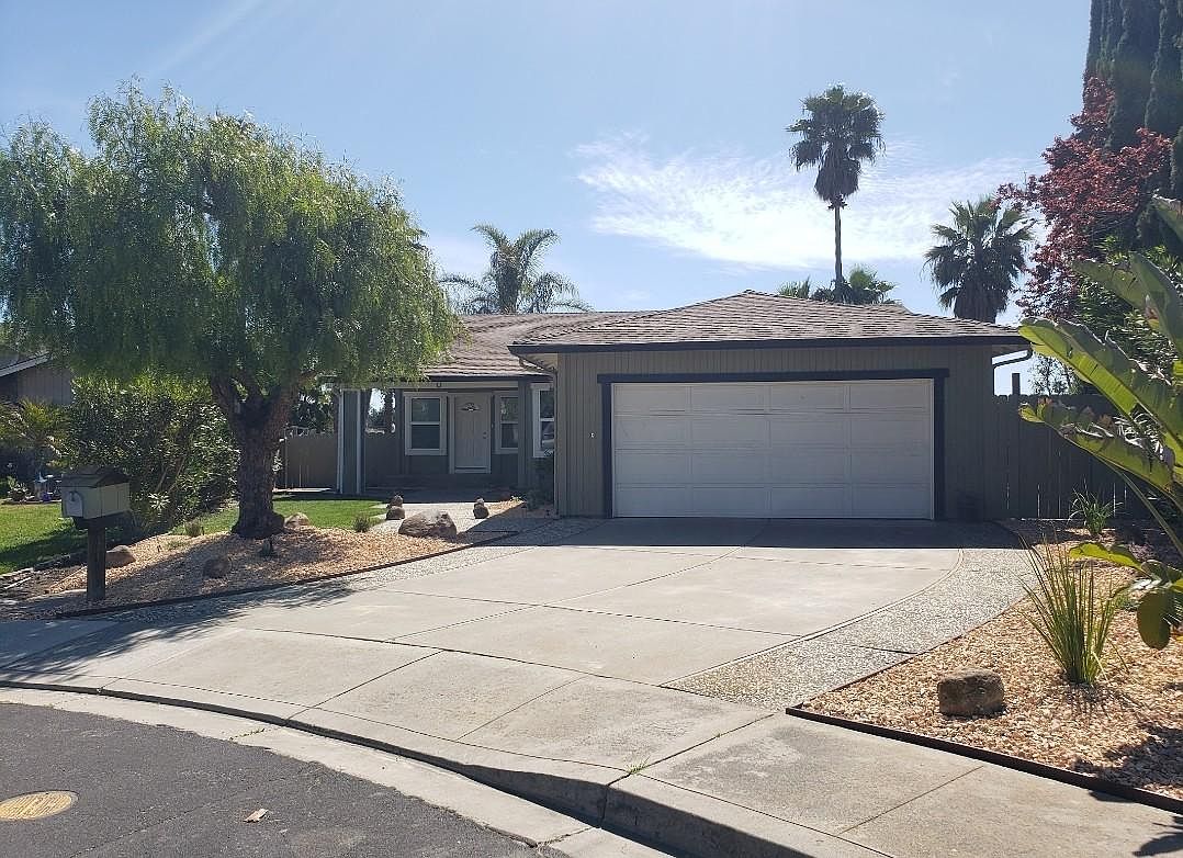1315 Shell Ct photo 3