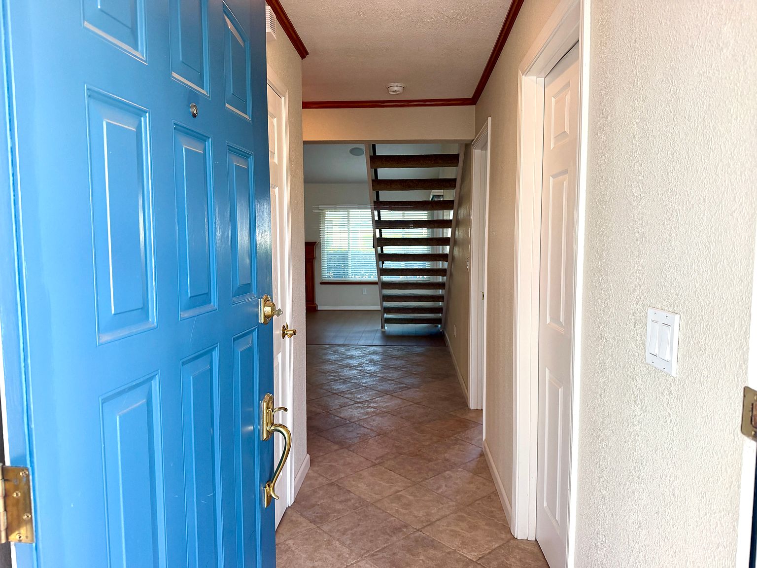 5805 Yawl St photo 2
