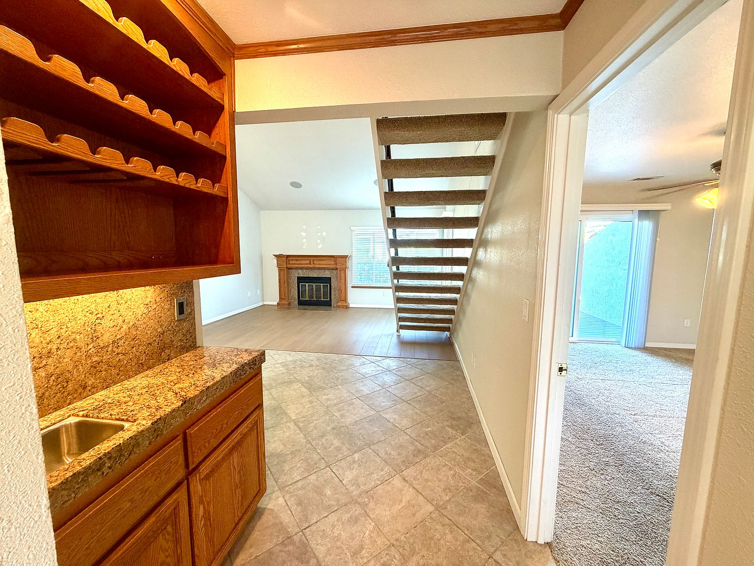 5805 Yawl St photo 3