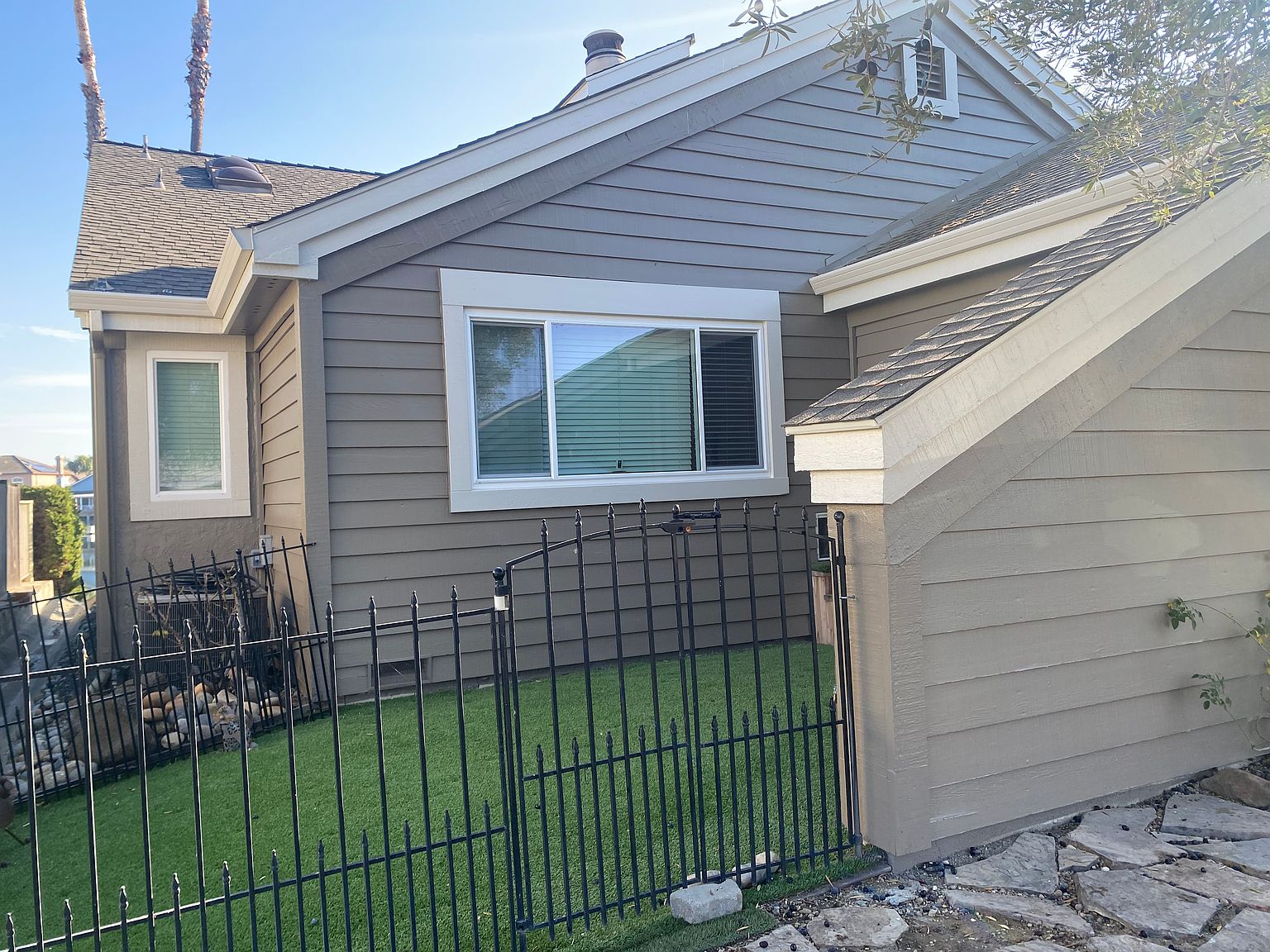 1814 Dune Point Way photo 3