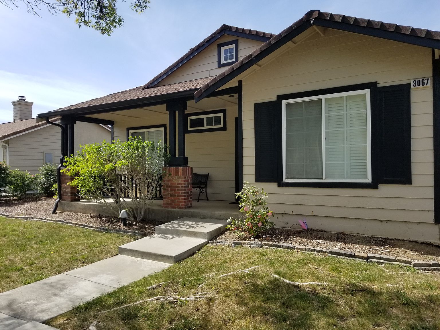 3067 Carey Ln photo 2