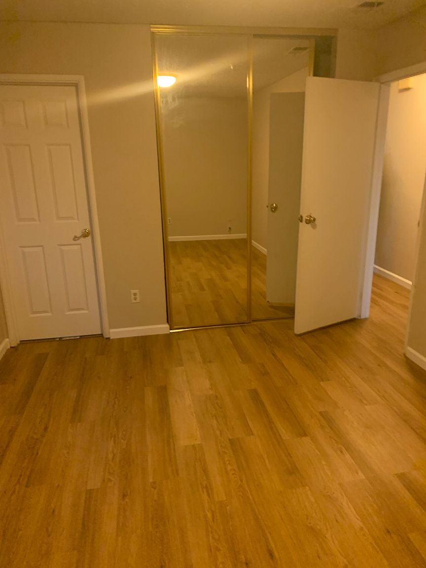 4941 Teakwood Dr photo 5