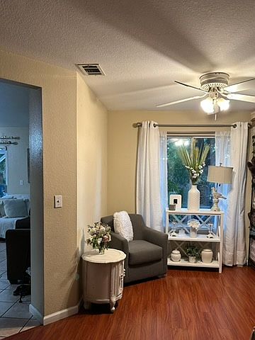 4800 Bayside Way photo 3
