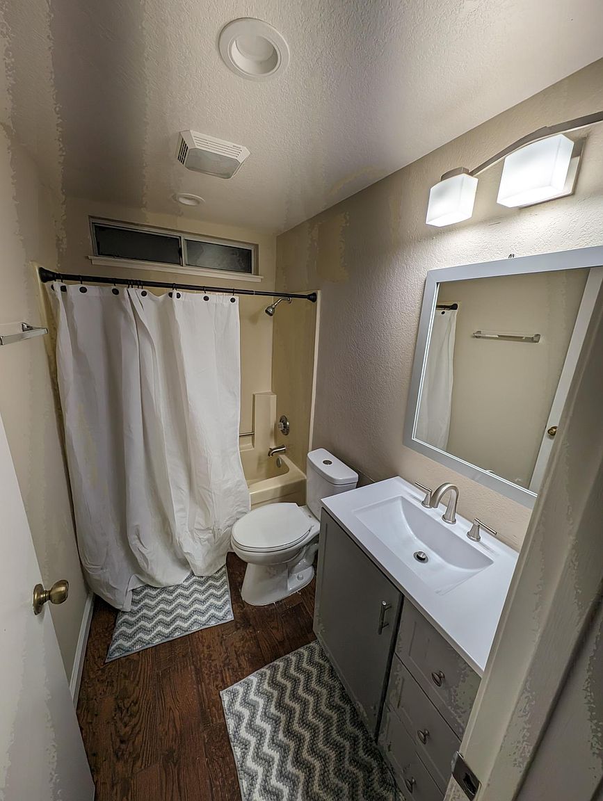 634 Gingham Way photo 5