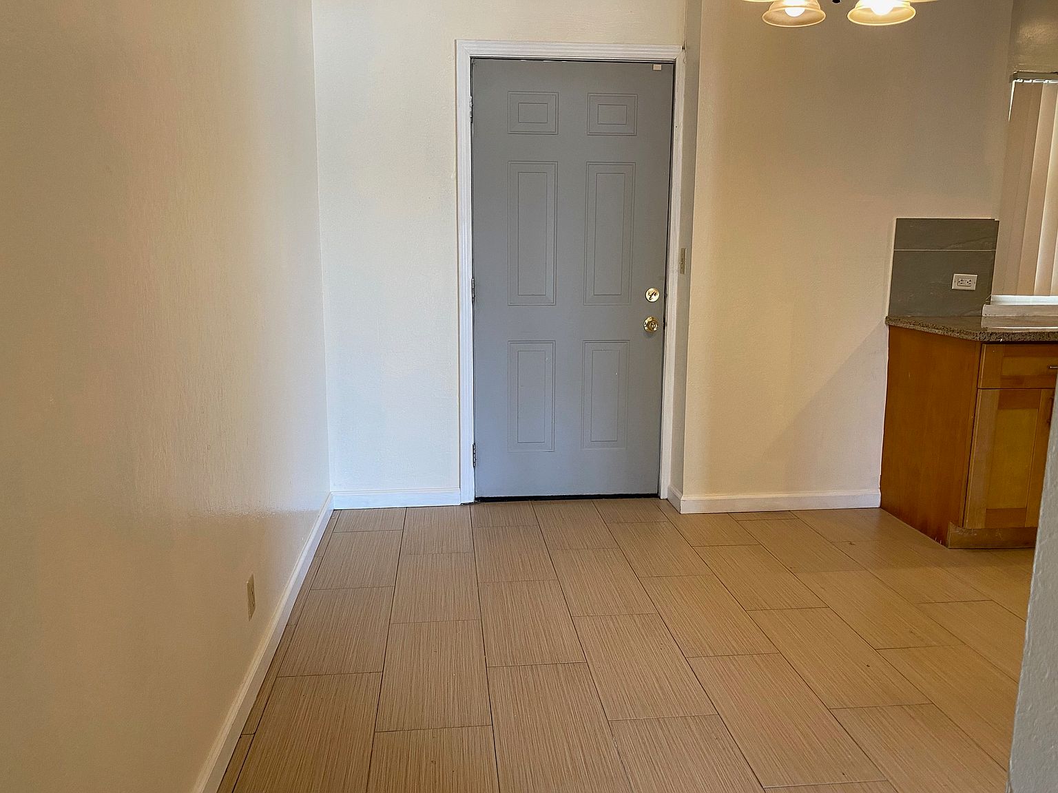 42 W Lake Dr photo 4