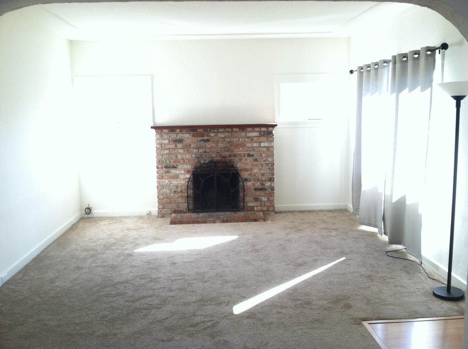 224 Lawton St photo 5
