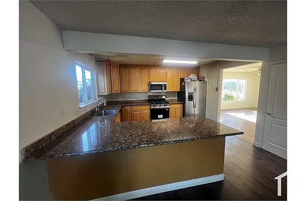 2404 Beasley Ave photo 4