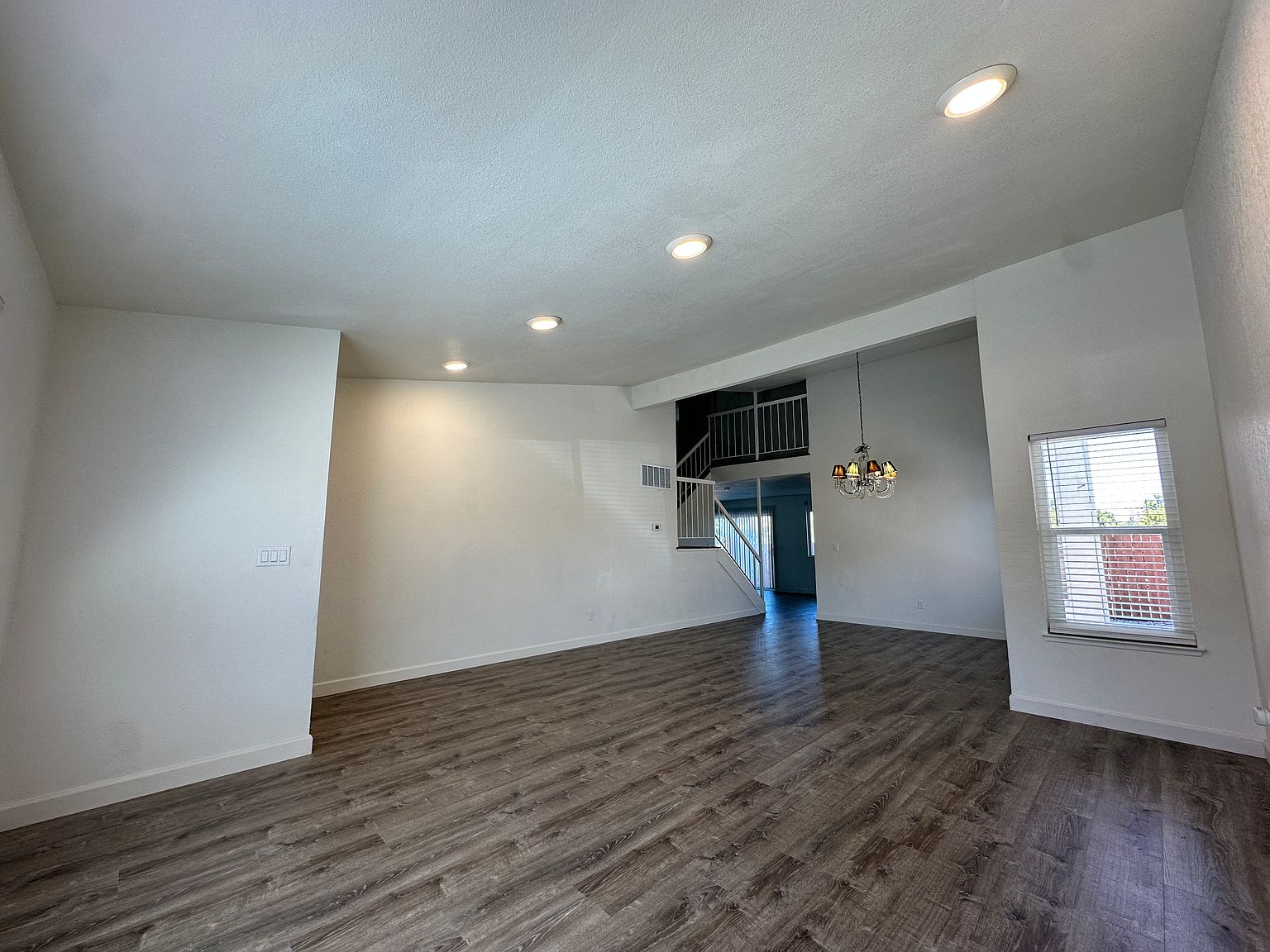38 Doral Way photo 4