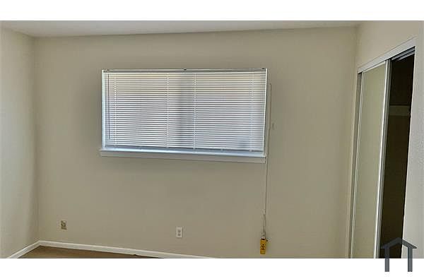 2304 Lemontree Way photo 5