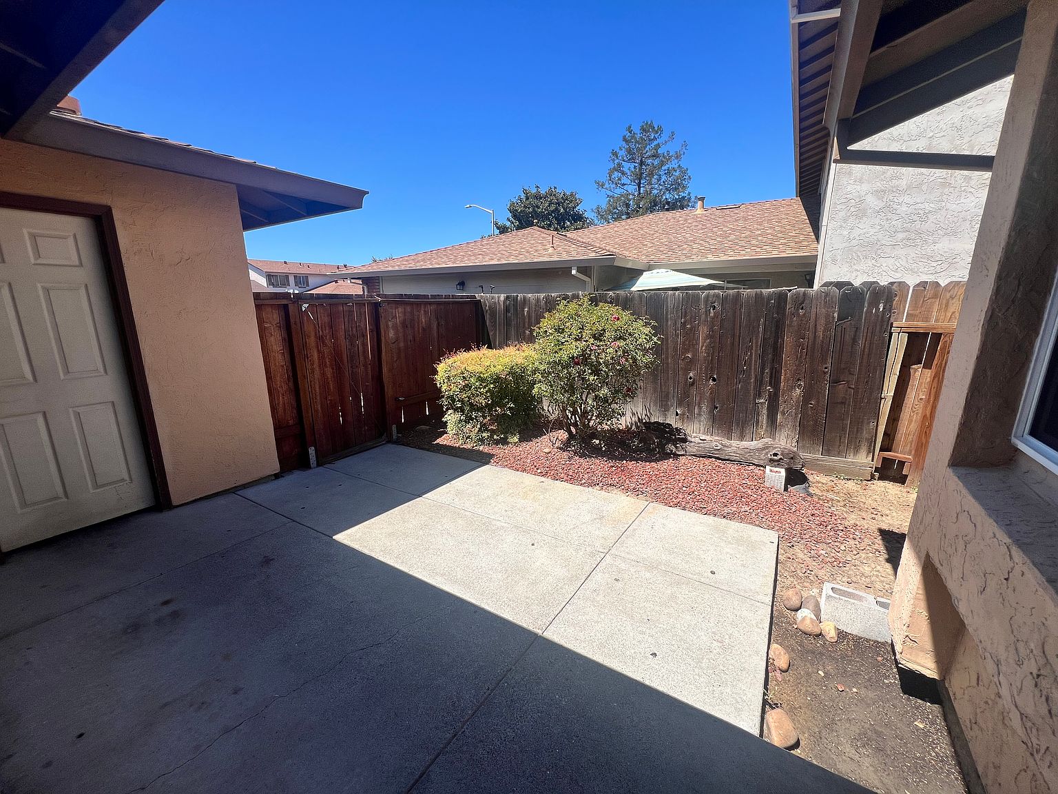 2313 Mandarin Way photo 2