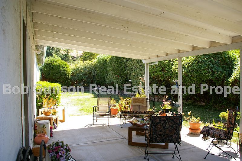 2359 Glendale Cir photo 4