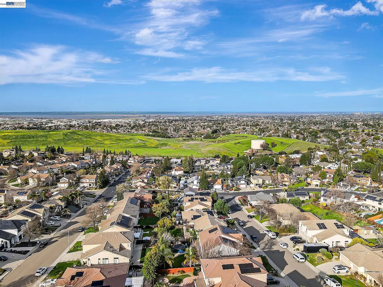 3929 Kite Way photo 3
