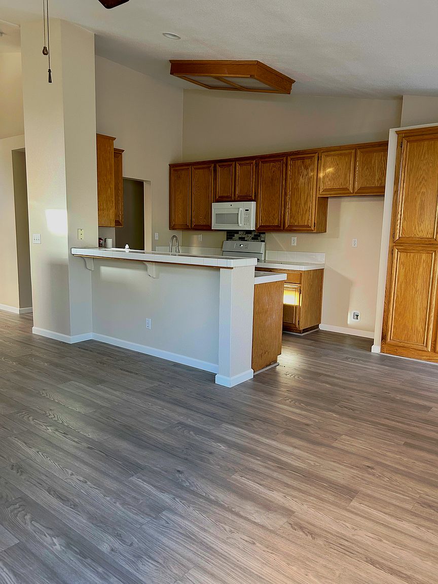 48 Gold Crest Ct photo 2
