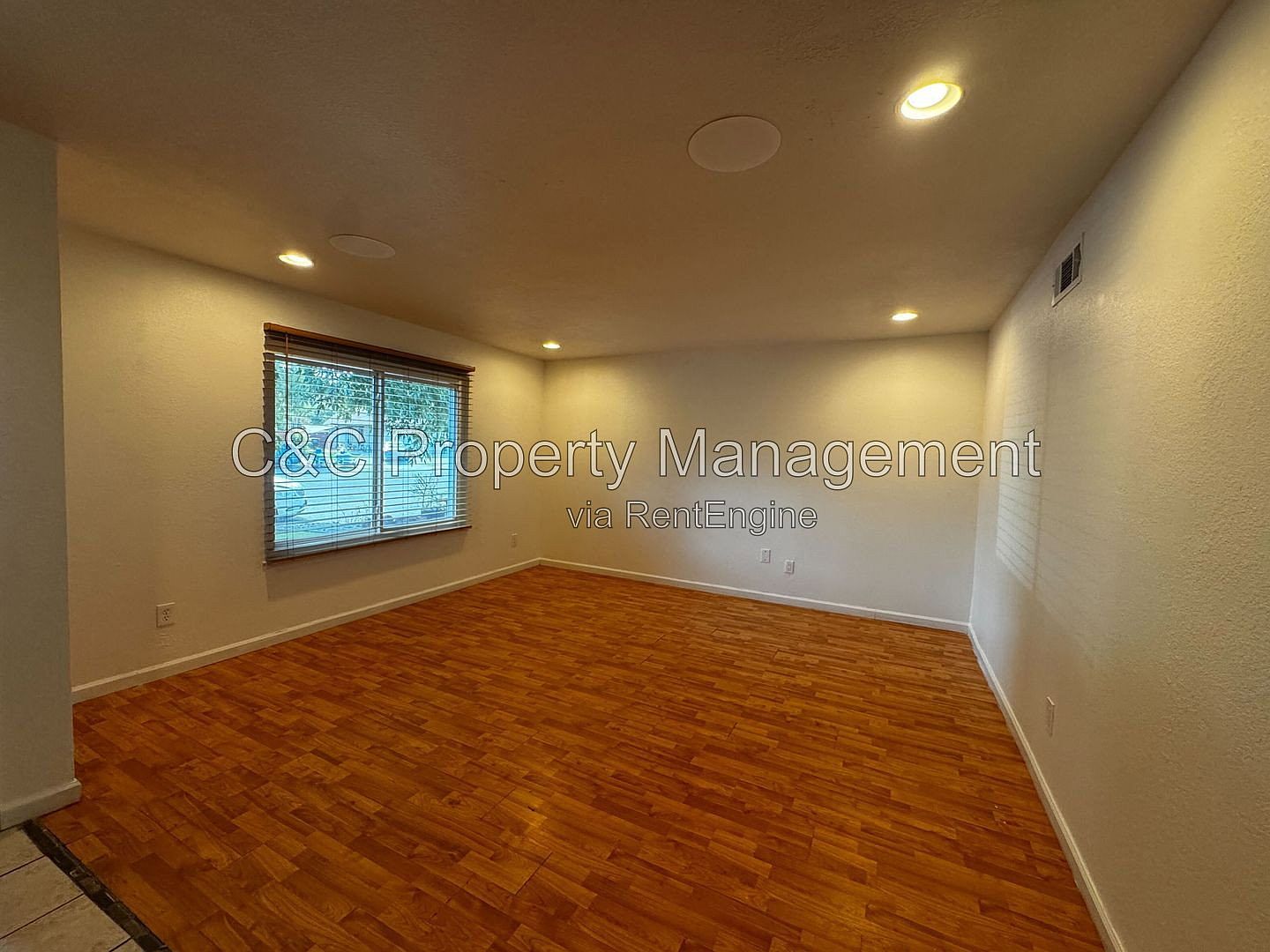 286 Frigate Ct photo 5