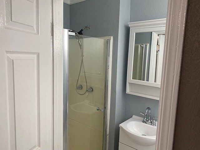 42 Harbor Dr photo 5