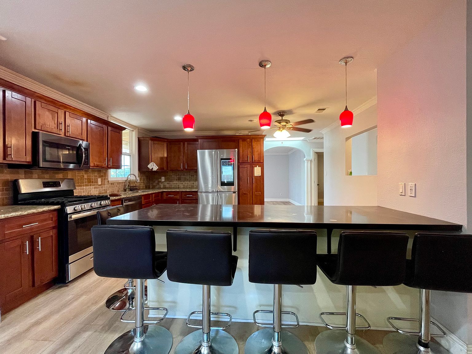 259 Anchor Dr photo 2