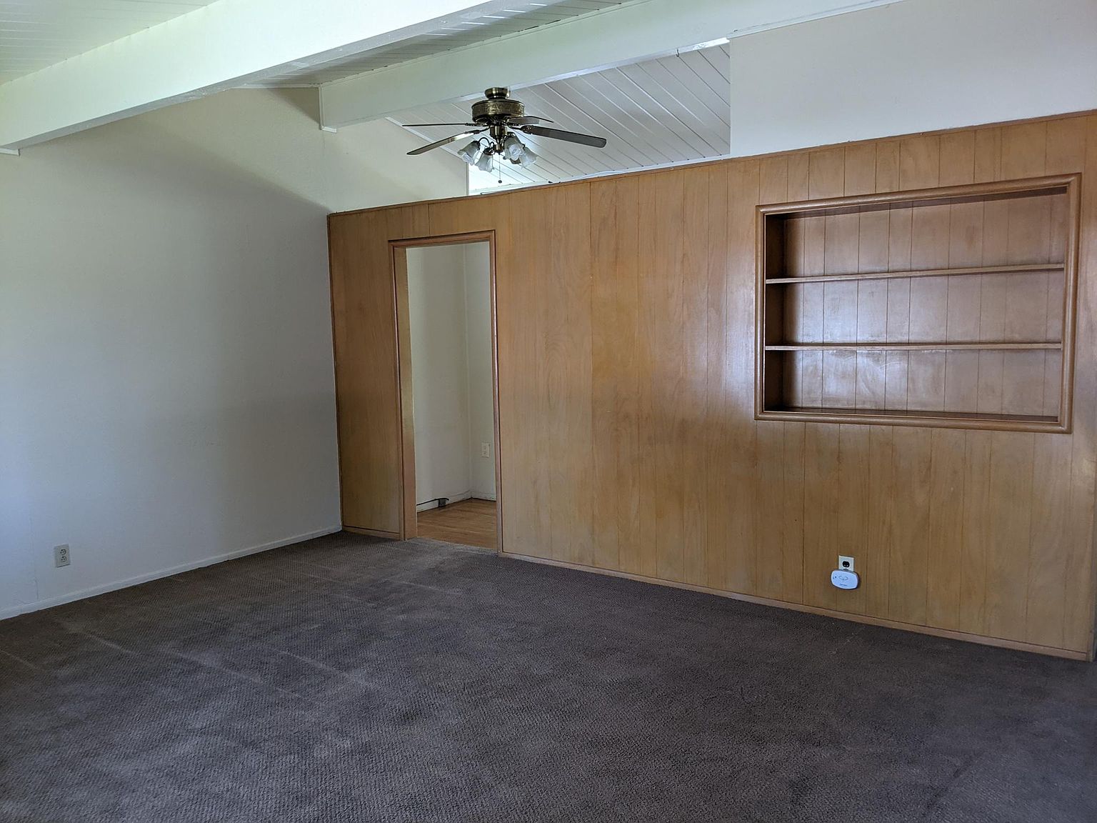 2272 Krueger Dr photo 2