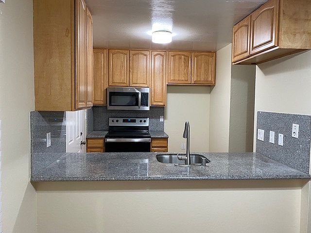 2091 Olivera Rd photo 3