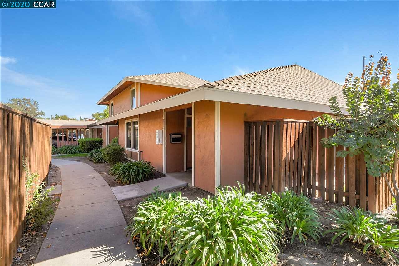 2021 Olivera Rd photo 4