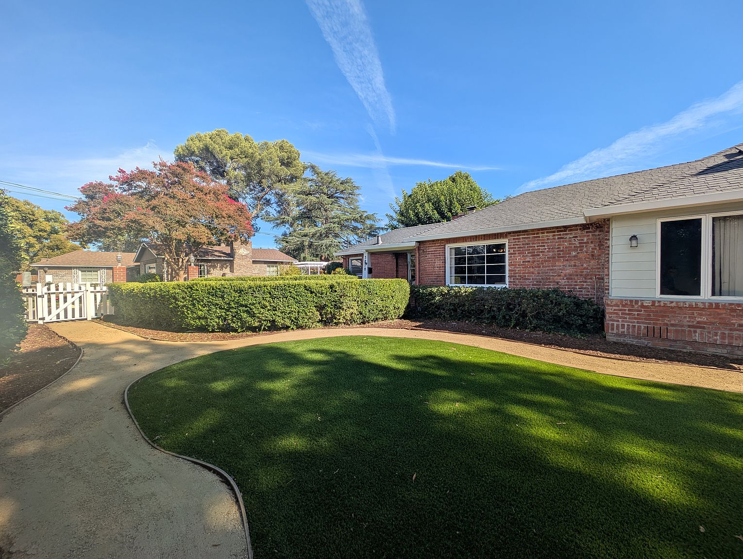 3878 Chestnut Ave photo 2
