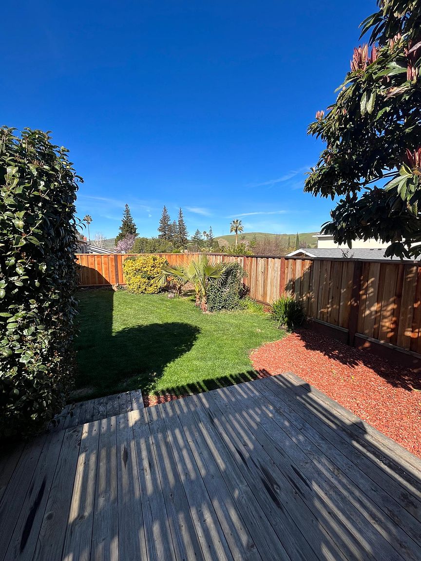 117 Mount Etna Dr photo 5