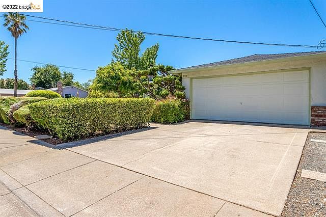 5554 Indiana Dr Concord, CA 94521 photo 4