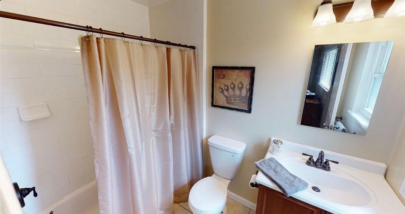 894 Santa Cruz Dr photo 4